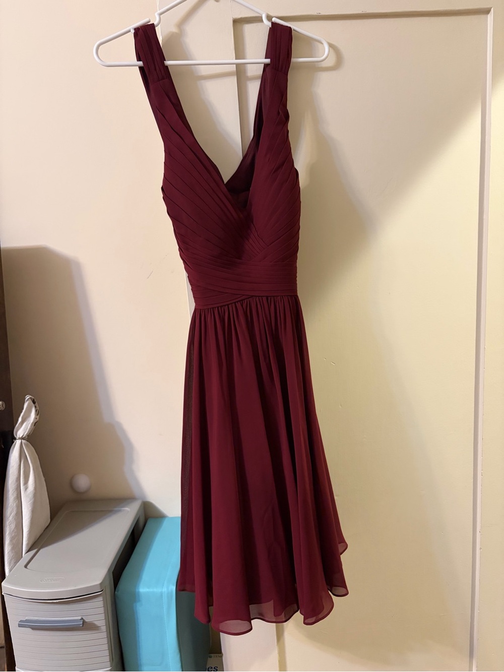 JJs House Burgundy V-Neck Chiffon Midi Dress